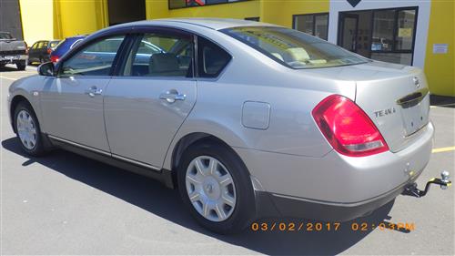 NISSAN TEANA SALOON 2003-2009